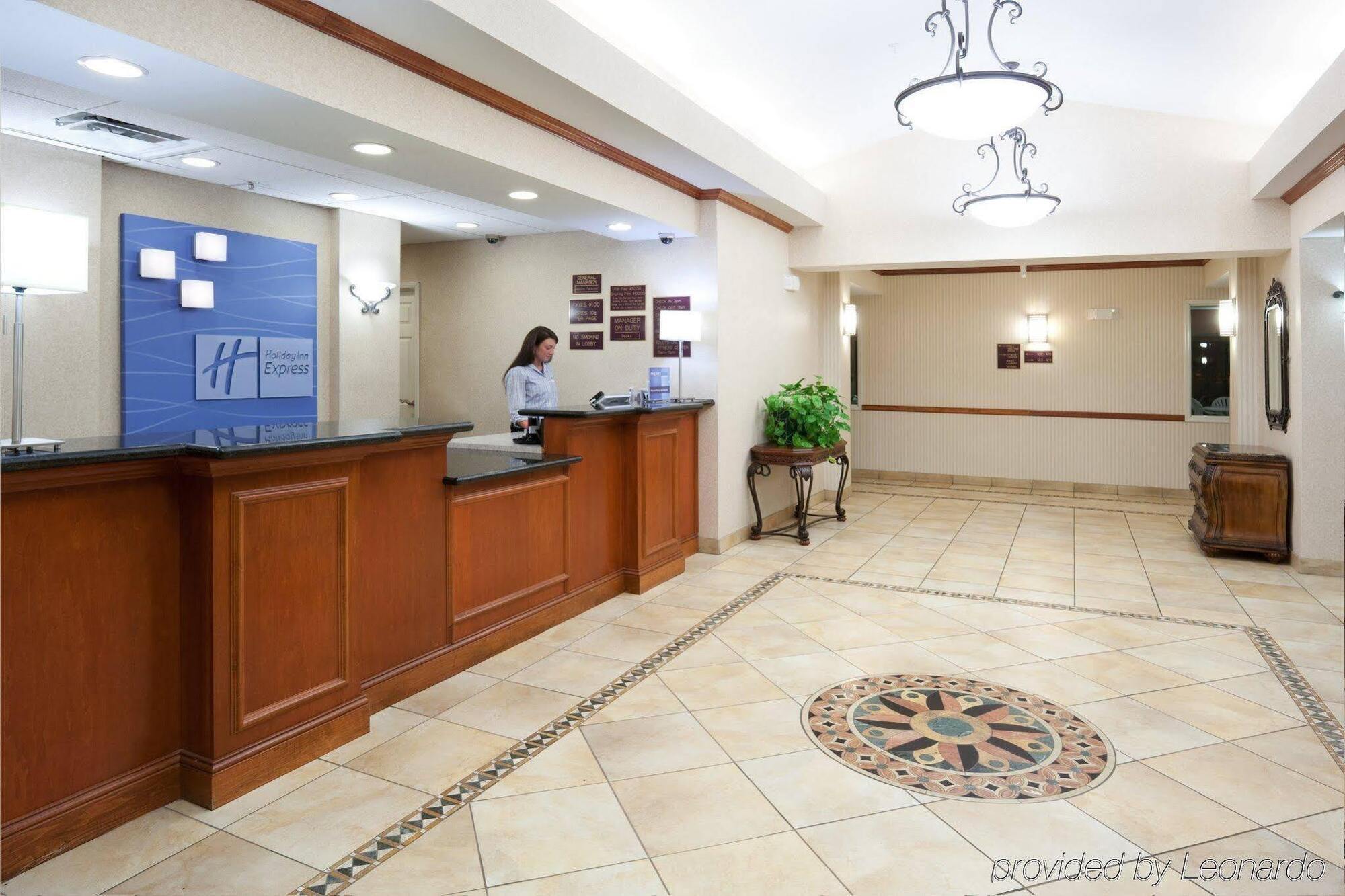 Holiday Inn Express Hotel & Suites Fort Collins By Ihg Eksteriør bilde